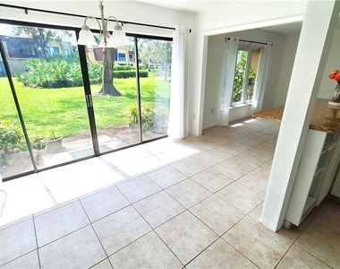 406 Meadowlark Lane - Photo Thumbnail 5