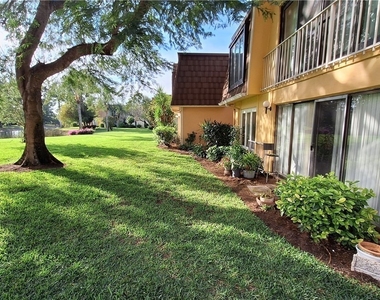 406 Meadowlark Lane - Photo Thumbnail 2