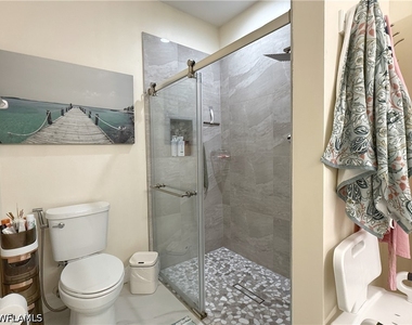 1310 Charleston Square Drive - Photo Thumbnail 6