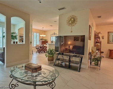 1310 Charleston Square Drive - Photo Thumbnail 26