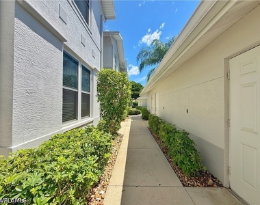 1310 Charleston Square Drive - Photo Thumbnail 30