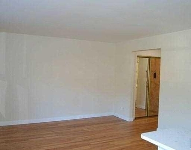 2200 Center - Photo Thumbnail 4