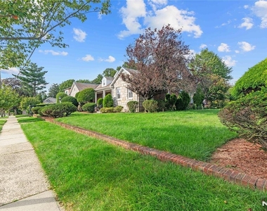 353 Oakdene - Photo Thumbnail 23