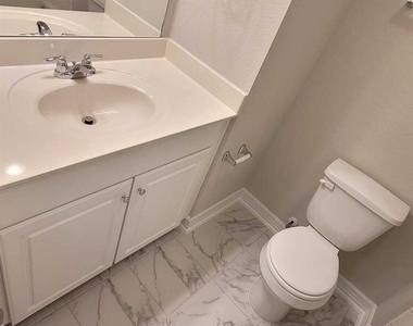 9426 Caddo Ridge Lane - Photo Thumbnail 11