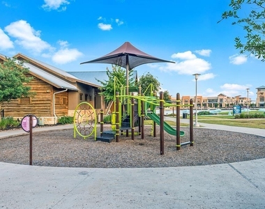 9426 Caddo Ridge Lane - Photo Thumbnail 5