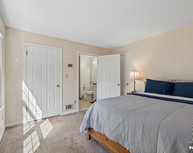 945 Juniper - Photo Thumbnail 27