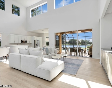 6172 Dogleg Drive - Photo Thumbnail 14