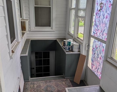438 Van Dyke - Photo Thumbnail 7