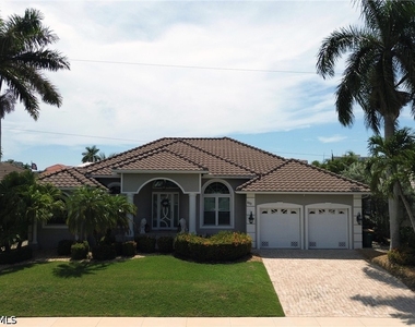 200 Copperfield Court - Photo Thumbnail 12