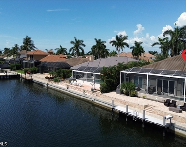 200 Copperfield Court - Photo Thumbnail 11
