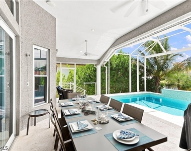 200 Copperfield Court - Photo Thumbnail 3