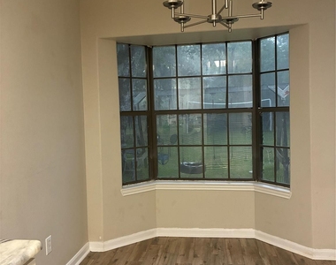 20702 Live Oak Dr - Photo Thumbnail 6