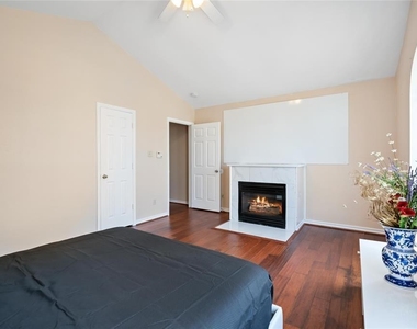3903 Delano Street - Photo Thumbnail 5