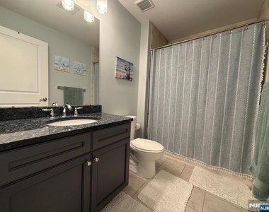 1206 Whitney - Photo Thumbnail 27