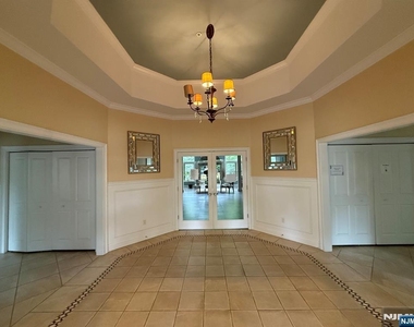 1206 Whitney - Photo Thumbnail 31