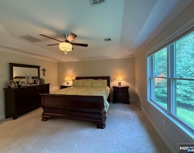 1206 Whitney - Photo Thumbnail 14