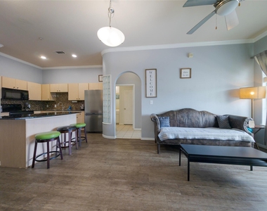 1441 East Street - Photo Thumbnail 10