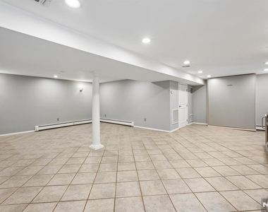 33 Randolph - Photo Thumbnail 34