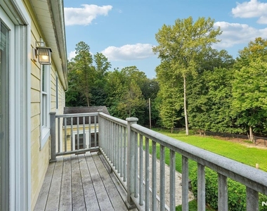 33 Randolph - Photo Thumbnail 37