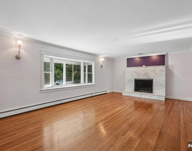 33 Randolph - Photo Thumbnail 5