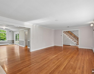 33 Randolph - Photo Thumbnail 7