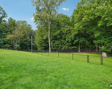 33 Randolph - Photo Thumbnail 46
