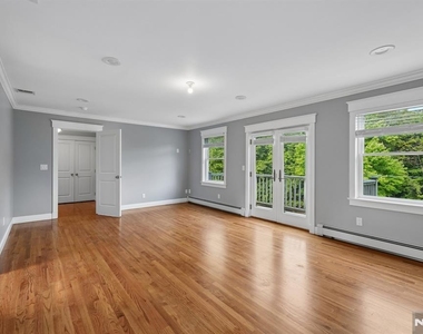 33 Randolph - Photo Thumbnail 22