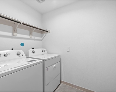 6722 Bradford Terrace Road - Photo Thumbnail 22