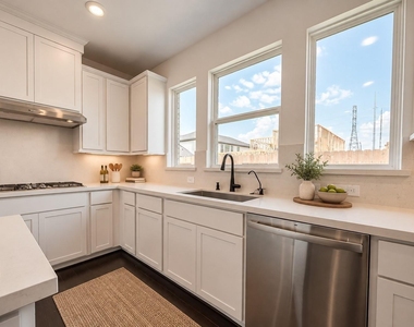 9311 Baradine Grove Lane - Photo Thumbnail 9