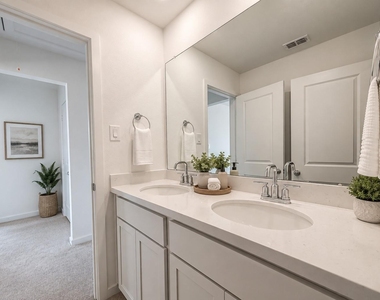 9311 Baradine Grove Lane - Photo Thumbnail 36