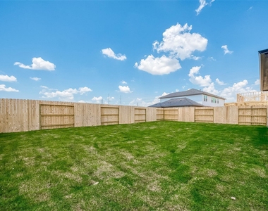 9311 Baradine Grove Lane - Photo Thumbnail 39
