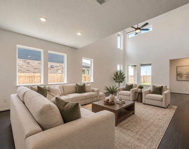 9311 Baradine Grove Lane - Photo Thumbnail 5