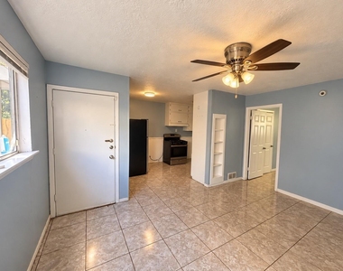 3906 Video Street - Photo Thumbnail 4