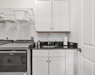 765 Bentwater Circle - Photo Thumbnail 29