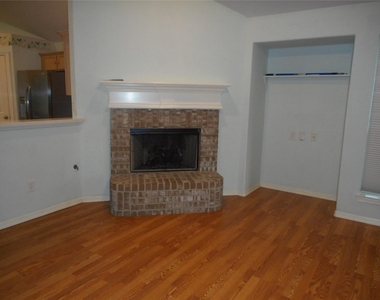 723 Levi Bend - Photo Thumbnail 5