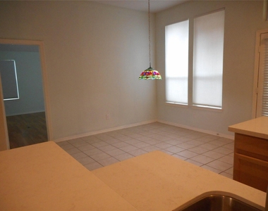 723 Levi Bend - Photo Thumbnail 7
