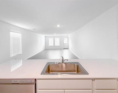 1514 Golden Iris Drive - Photo Thumbnail 20