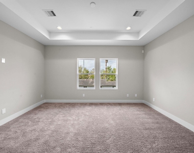 8120 Esther Acres Lane - Photo Thumbnail 20