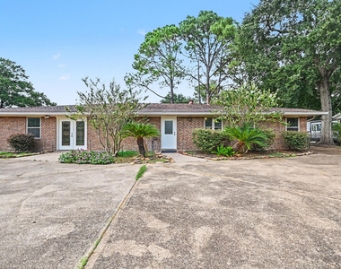 1002 Pampa Street - Photo Thumbnail 27