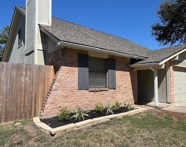 22814 Carter Moir Lane - Photo Thumbnail 3