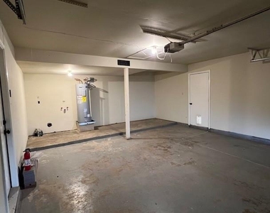 22814 Carter Moir Lane - Photo Thumbnail 36