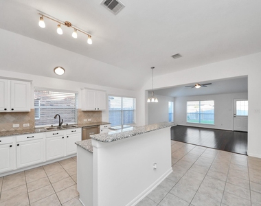 20510 Glademill Court - Photo Thumbnail 10