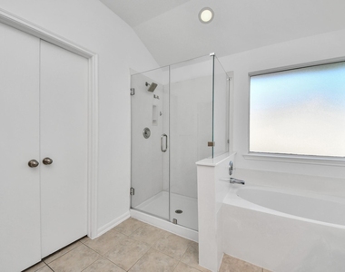 20510 Glademill Court - Photo Thumbnail 28