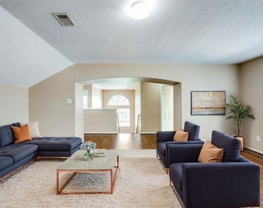 9907 Valance Way - Photo Thumbnail 22
