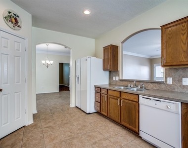9907 Valance Way - Photo Thumbnail 18