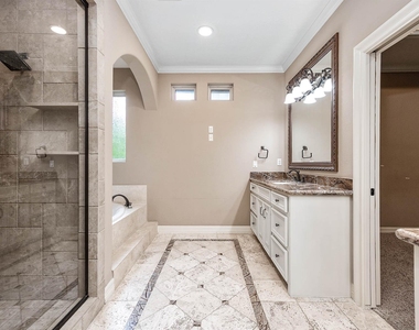 1215 Malone Street - Photo Thumbnail 16
