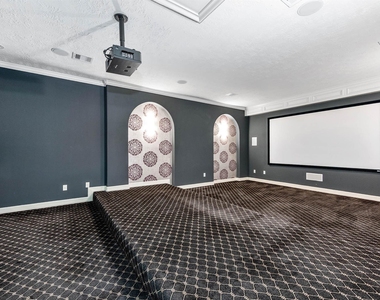 1215 Malone Street - Photo Thumbnail 25