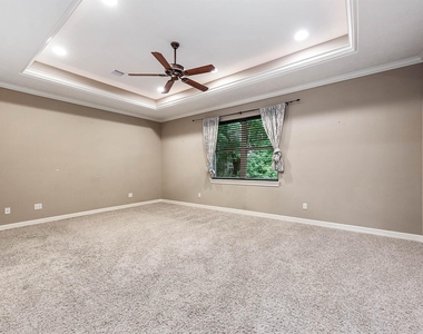 1215 Malone Street - Photo Thumbnail 13
