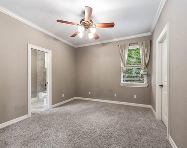 1215 Malone Street - Photo Thumbnail 20