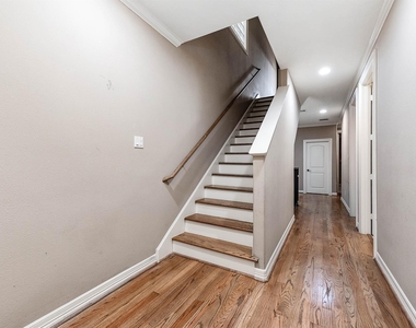 1215 Malone Street - Photo Thumbnail 23